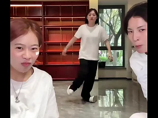 Con l&ugrave;n ở trung quốc